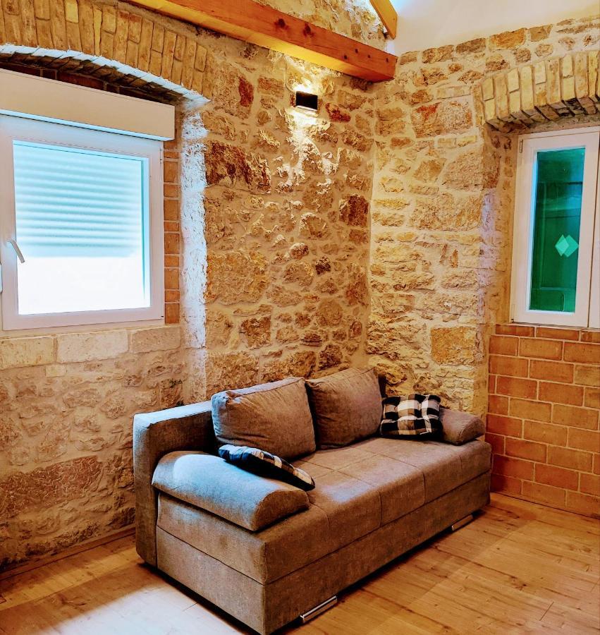 Falcons Nest Sibenik Luaran gambar