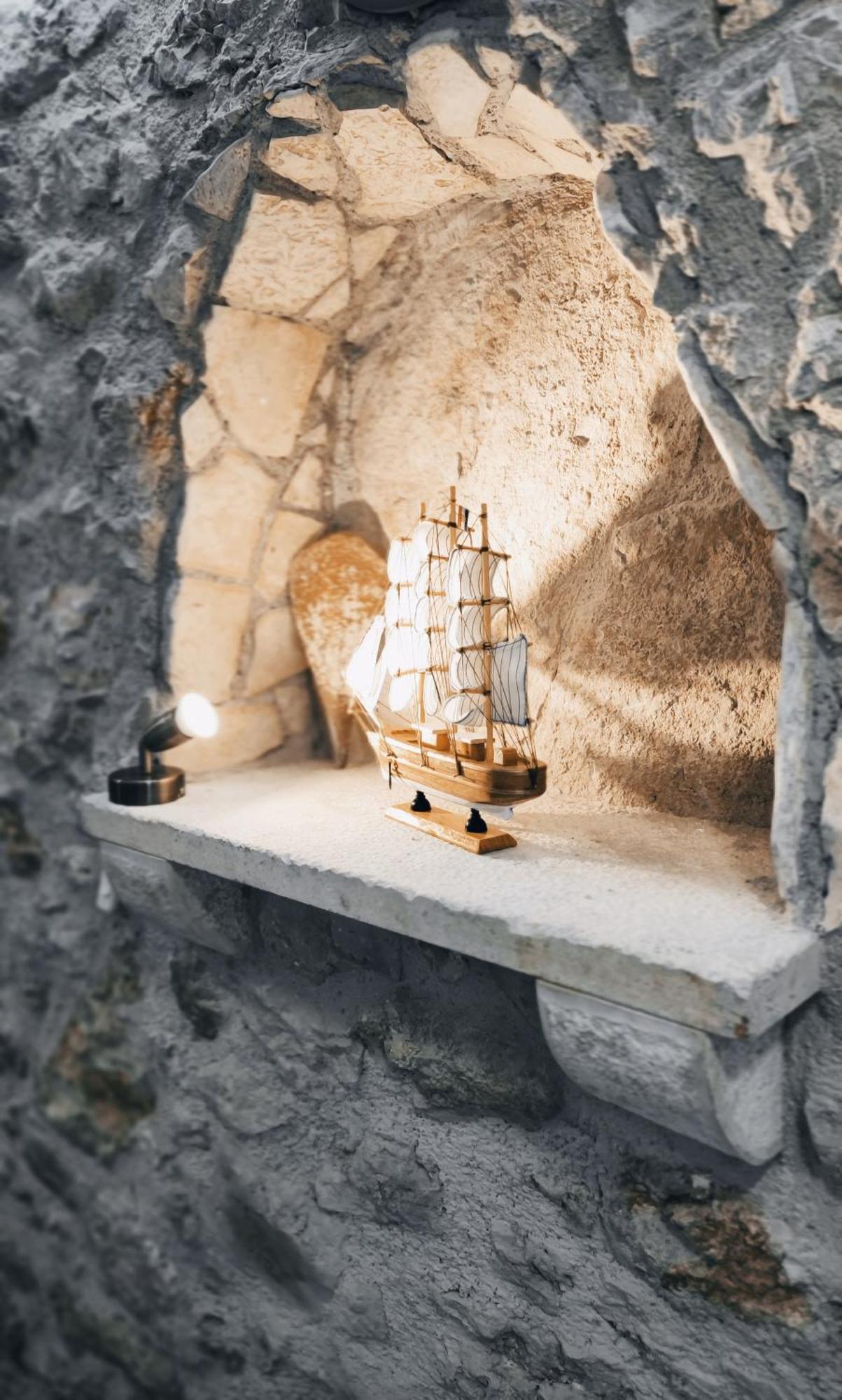 Falcons Nest Sibenik Luaran gambar