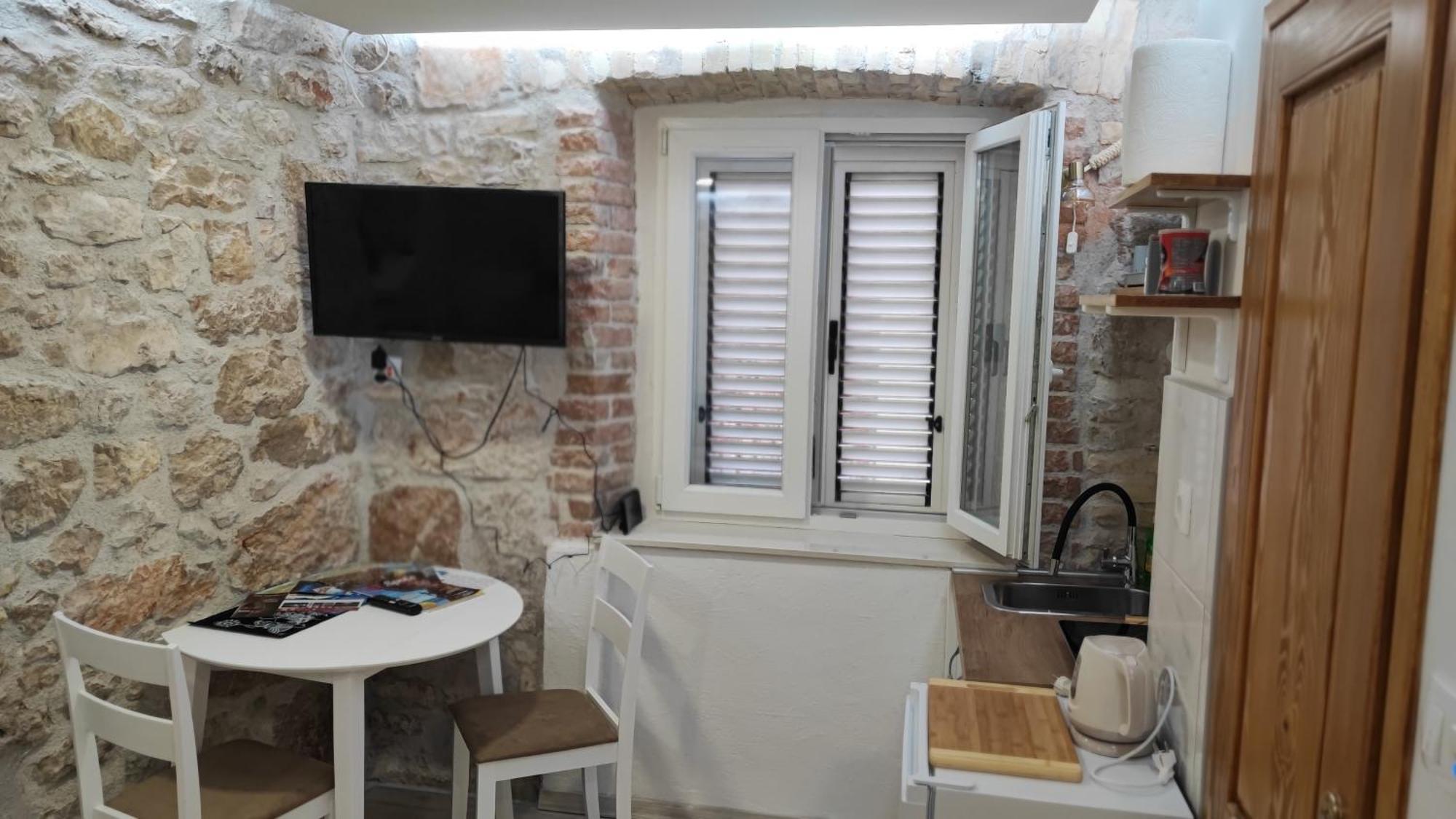 Falcons Nest Sibenik Luaran gambar
